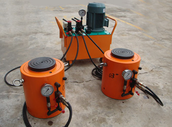 大吨位同步千斤顶